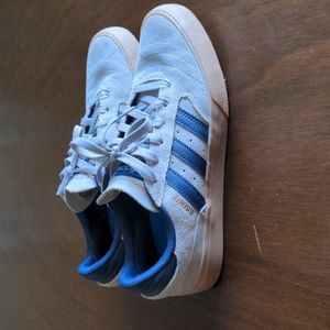 Adidas Businetz Vulc II - Size 9 - Grey, Navy, and Gum